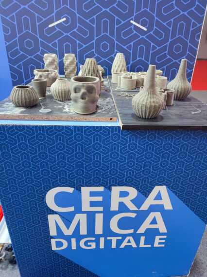 Galleria foto 'Stampanti 3d, realtà virtuale, e lego “robotici”: il Salone dell’Innovazione protagonista alla Fiera del Levante' - foto 1