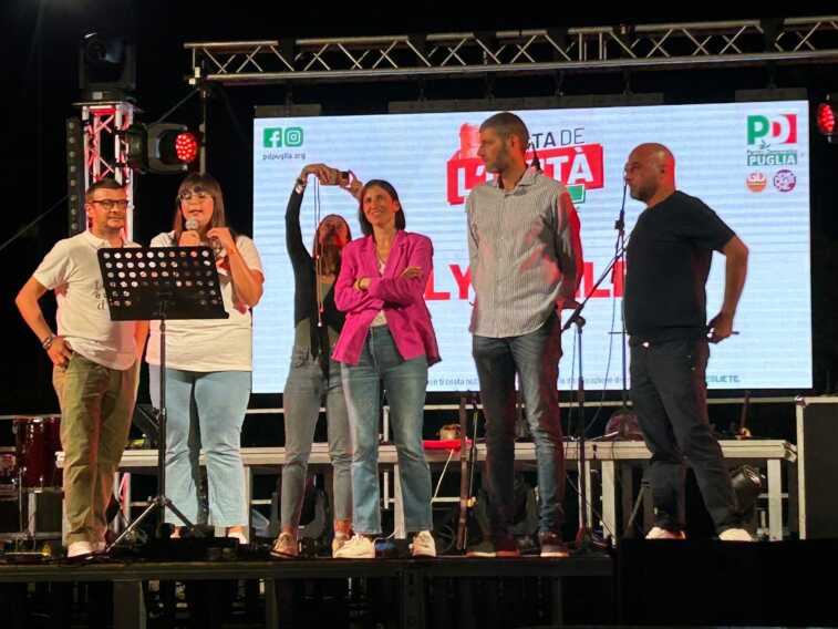 La festa dell’Unità pugliese stupisce Elly Schlein. “Abbiamo bisogno di ascoltarci”