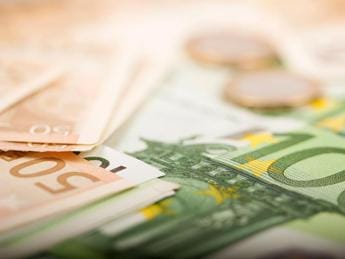 Banche, più patrimonio e no rincari: restyling tassa extra-profitti