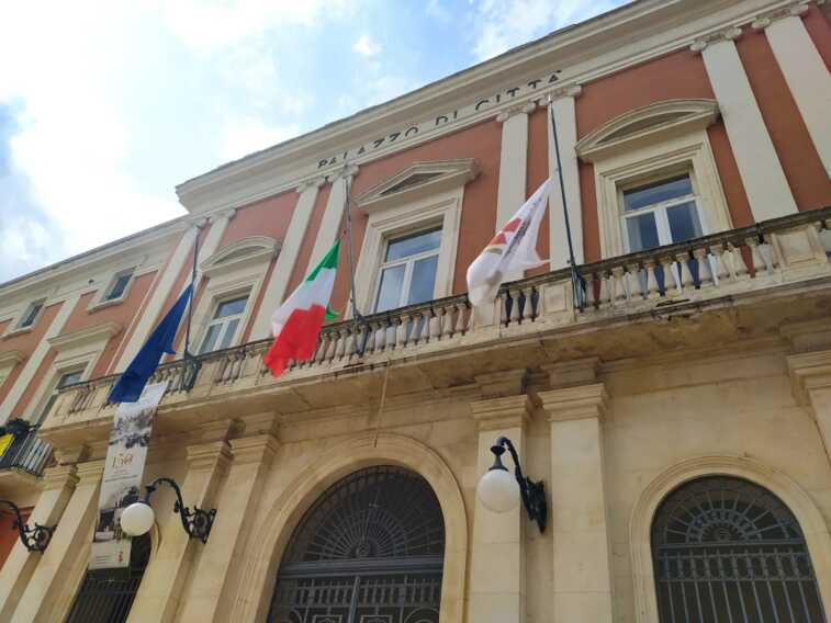 Voto ad Altamura: «Per le liste falsificate le firme». Il Tar rinvia a gennaio