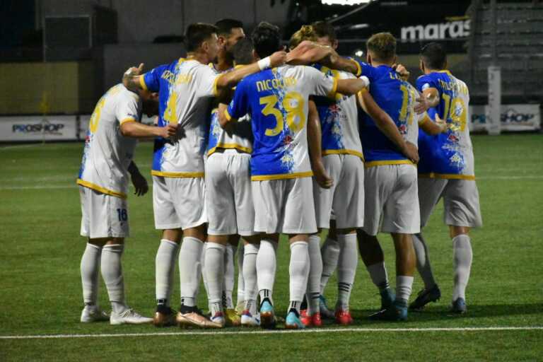 Per il Brindisi la festa arriva allo scadere: primi 3 punti in campionato per i ragazzi di Danucci