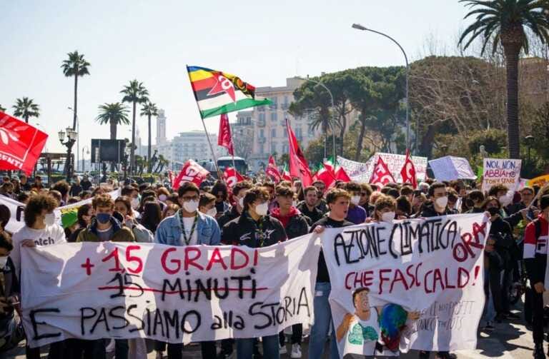 Gli attivisti del Fridays for Future tornano in piazza per il clima: anche a Bari manifestazione il 6 ottobre