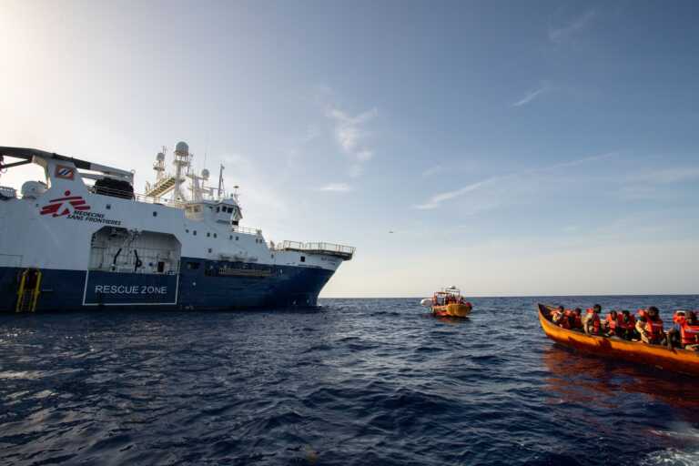 La Geo Barents diretta a Brindisi: a bordo ci sono 471 migranti, circa 200 i minori non accompagnati