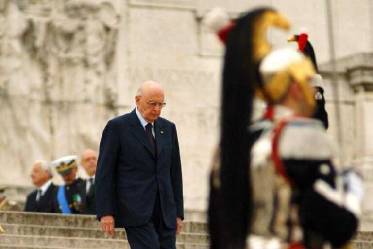 Il Consiglio regionale pugliese ricorda Napolitano, Capone: «Figura di alta caratura politica e istituzionale»