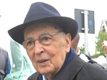 Giorgio Napolitano, la notizia della morte sui sito di tutto il mondo