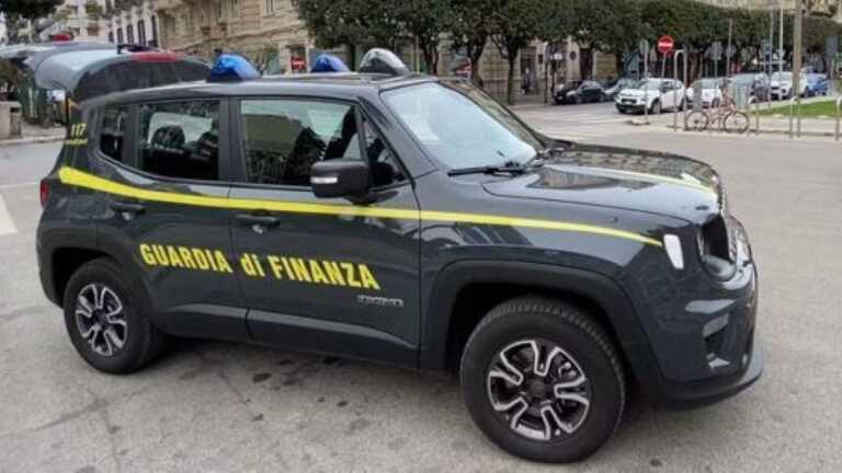 Fermato in stazione con 27 proiettili per kalashnikov: arrestato giovane foggiano