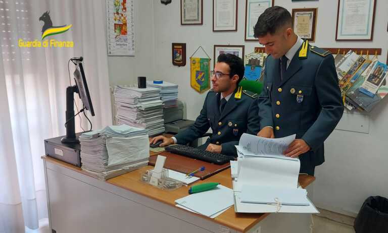 False assunzioni per ottenere la Naspi: nei guai un consulente del lavoro e il titolare di un patronato – VIDEO