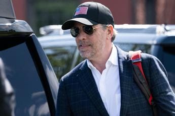 Hunter Biden, figlio del presidente Usa incriminato per possesso illegale armi
