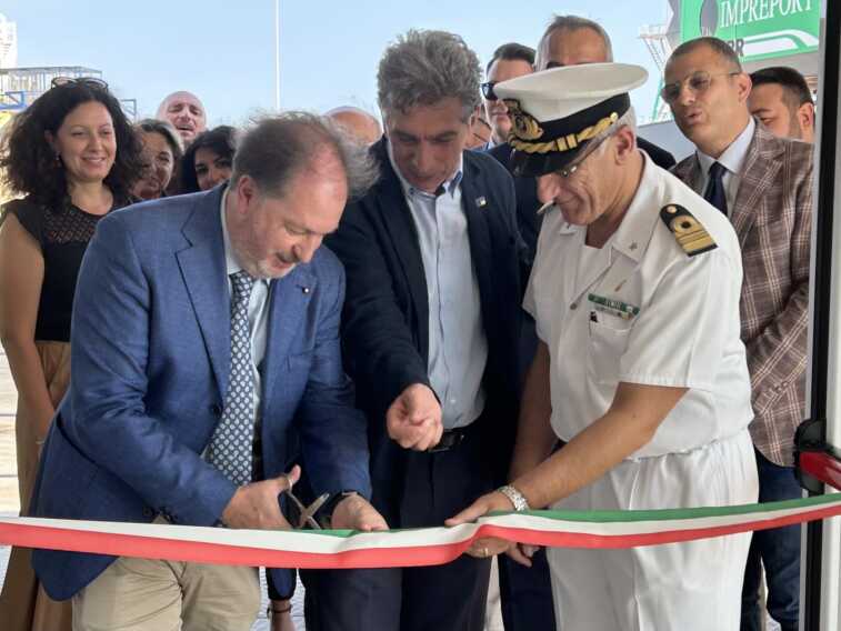 Barletta, una nuova area per l’accoglienza nel porto. Patroni Griffi: «Ora facciamo marketing territoriale»