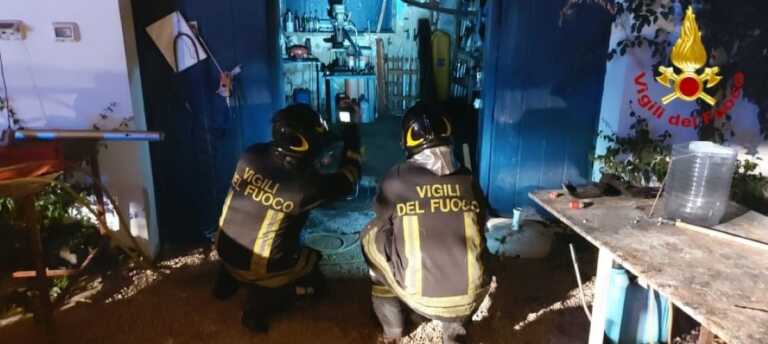 Scoppia l’incendio al centro velico di Torre Guaceto: fiamme in un magazzino. Indaga la Polizia