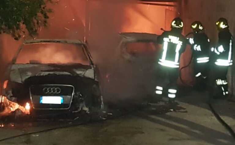 Incendio nella notte a Supersano: le fiamme distruggono due auto di proprietà di un 39enne