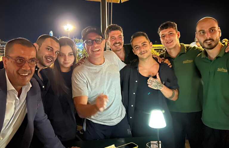 In vista delle riprese a Mola, Jean Claude Van Damme è arrivato in Puglia: prime foto da Bari