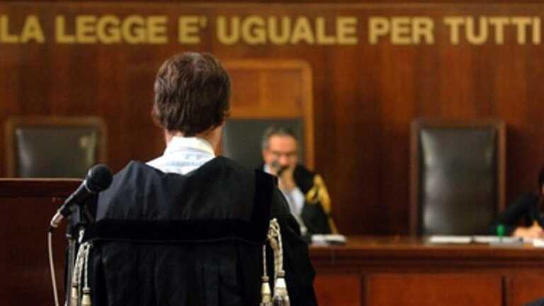 Droga nell’auto per incastrare l’amante: quello strano blitz della Finanza dopo minacce e pedinamenti