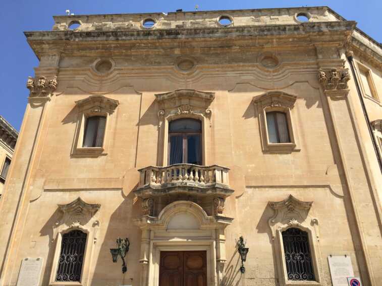 Nuove assunzioni al Comune di Lecce: pubblicati i bandi per 18 posti di funzionario e 17 di istruttore