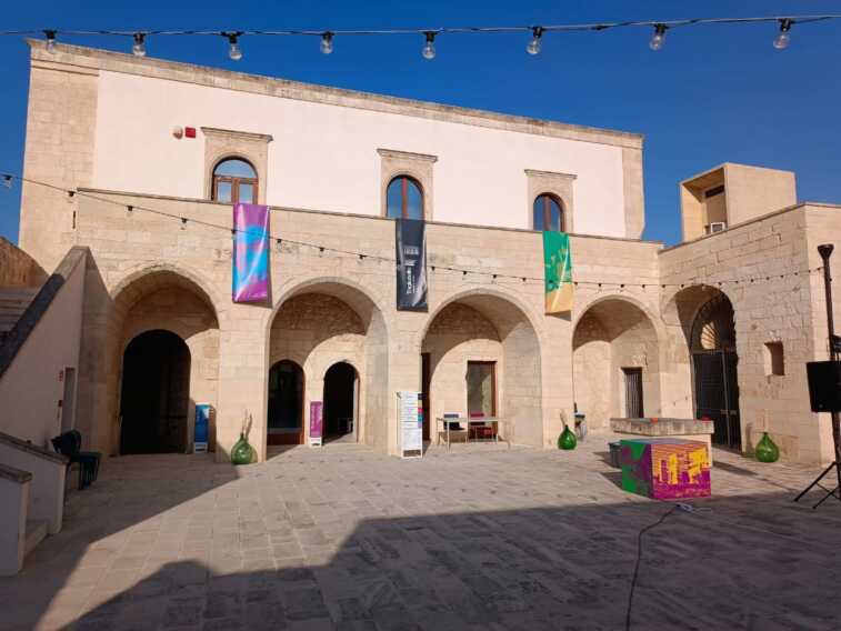 Lecce, l’ex masseria Tagliatelle rinasce con teatro, letteratura, musica e cinema