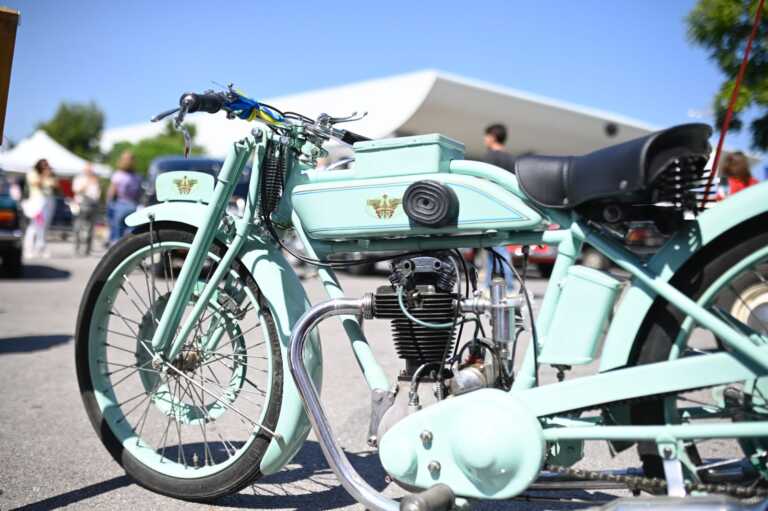 Galleria foto 'Alla Fiera del Levante il primo memorial dedicato ad Alessandro Ambrosi: premiate auto e moto d’epoca' - foto 3