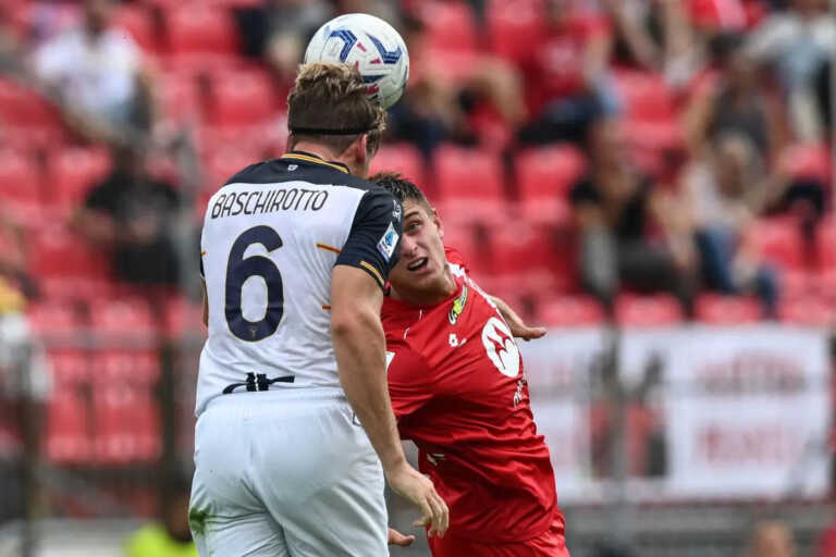 Il Lecce come Inter e Juventus: salentini imbattuti alla quarta giornata. A Monza finisce 1-1
