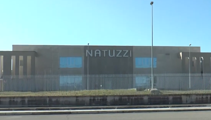Esodo e formazione, intesa con Natuzzi da Taranto a Matera: accordi con il sindacato Cobas