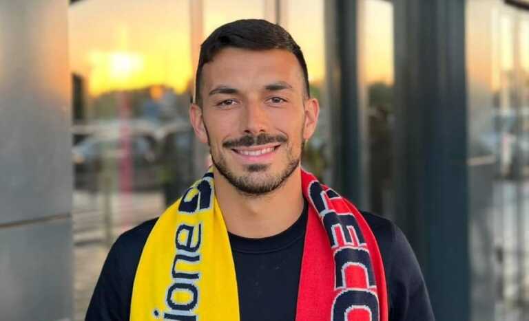Lecce: superate le visite mediche, Sansone firma un biennale con i giallorossi. Indosserà il numero 11