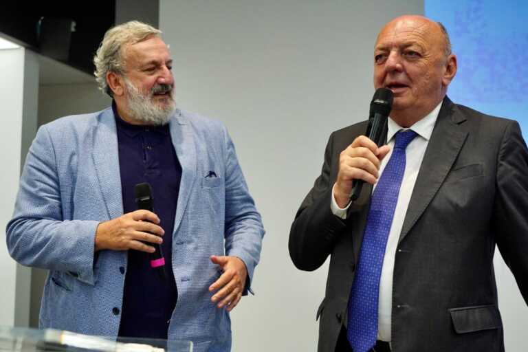 Galleria foto 'Pichetto Fratin alla firma del Patto dei sindaci per una Puglia neutrale dal punto di vista climatico – VIDEO' - foto 8