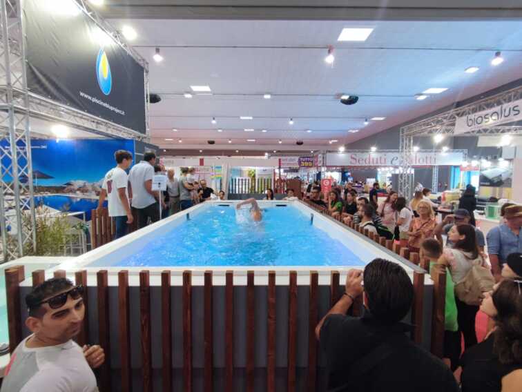 Galleria foto 'Fiera del Levante, tra piscine e merendine spunta Martina Stella. Da lunedì via a workshop e incontri' - foto 3