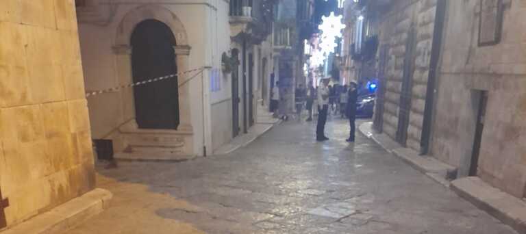 Putignano, 30enne precipita da un balcone di un palazzo del centro storico: è ricoverato in gravi condizioni