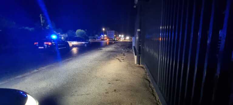 Galleria foto 'Scontro tra un’auto e un tir sulla provinciale 231 tra Canosa e Andria: un morto e tre feriti' - foto 1