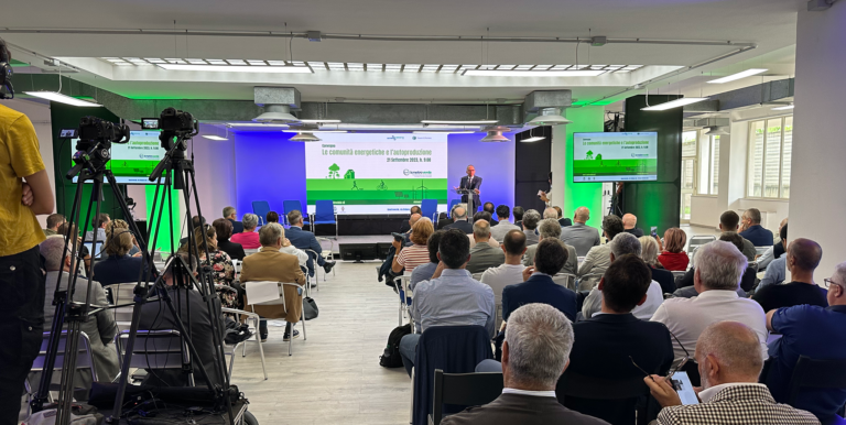 Galleria foto 'A Foggia nasce “Kmetroverde”, un polo tecnologico per l’economia circolare e le fonti rinnovabili' - foto 1