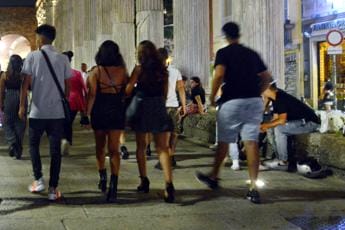 Sesso, sempre più giovani fanno ‘flop’: stili di vita e ormoni sotto accusa