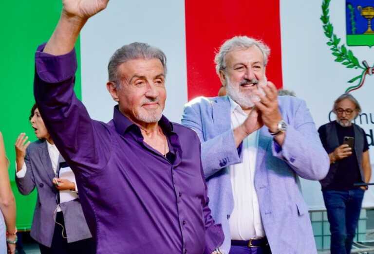 Gioia del Colle in festa per Sylvester e Frank Stallone. Emiliano: «Un’emozione per tutti i pugliesi» – VIDEO
