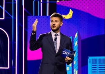 Stasera c’è Cattelan, chi sono gli ospiti di oggi: da Paolo Crepet a Giorgia Fumo