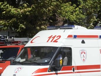 Turchia, speleologo americano bloccato in una grotta: corsa contro il tempo per salvarlo