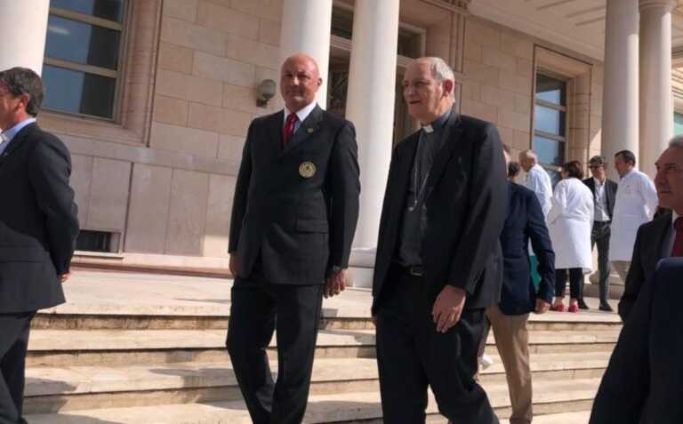 San Giovanni Rotondo, il cardinale Zuppi visita l’ospedale voluto da Padre Pio: «È un luogo di pace»