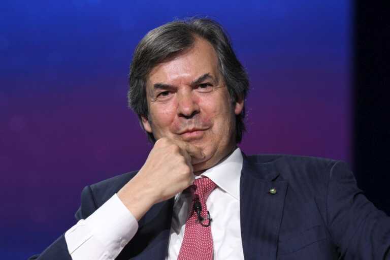 Galleria foto 'Messina “Da Intesa Sanpaolo piano da 1,5 mld contro le disuguaglianze”' - foto 1