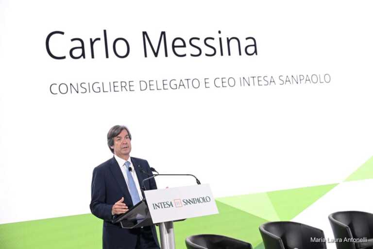 Galleria foto 'Intesa Sanpaolo, Messina “Siamo un’istituzione al servizio del Paese”' - foto 1