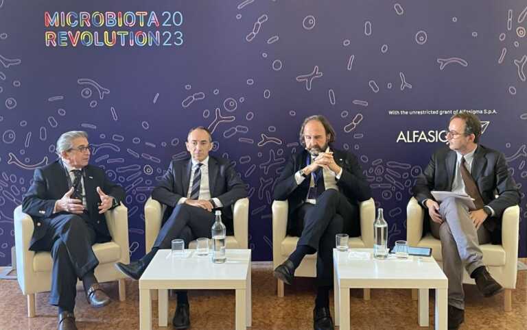 Galleria foto 'Il microbiota come strumento terapeutico, esperti a confronto a Bologna' - foto 1
