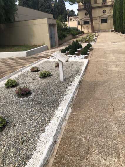 Commemorazione dei defunti: aperture straordinarie per i cimiteri di Bari Commemorazione dei defunti: aperture straordinarie per i cimiteri di Bari