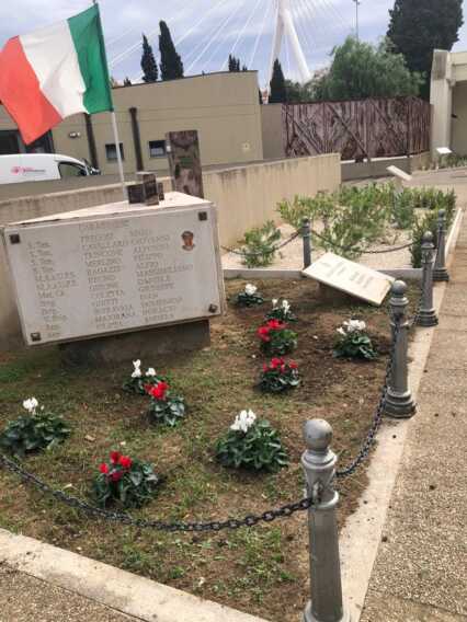 Commemorazione dei defunti: aperture straordinarie per i cimiteri di Bari Commemorazione dei defunti: aperture straordinarie per i cimiteri di Bari