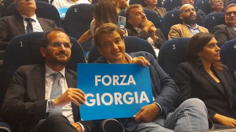 A Bari “L’Italia vincente” con il ministro Fitto e il sottosegretario Gemmato – VIDEO