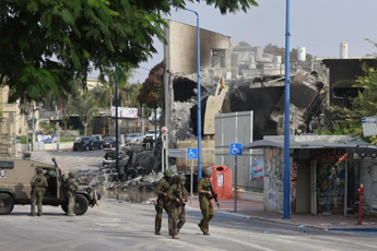 Attacco a Israele, Paniccia: “Guerra in Ucraina si allarga fuori dall’Europa”