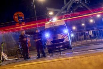 Attentato Bruxelles, due morti. Ancora in fuga attentatore: ecco quello che sappiamo