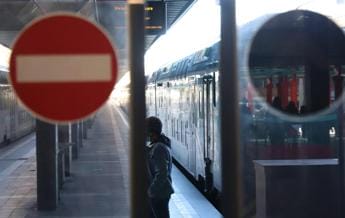 Galleria foto 'Blocco linee Napoli-Roma e Nettuno-Roma, cosa è successo' - foto 1