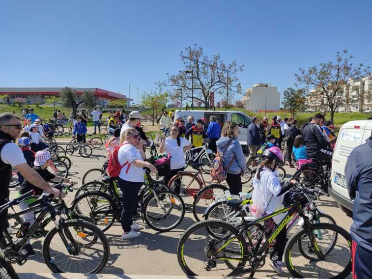 Brindisi, le passeggiate in bici col Wwf alla scoperta del dolce miele