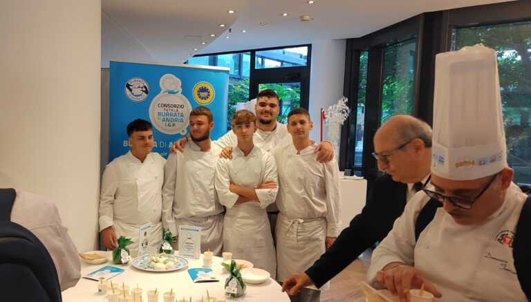 Chef da tutta Italia per la Burrata di Andria: full immersion casearia per la “Festa del cuoco”