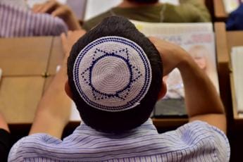 Galleria foto 'Con guerra Israele-Hamas aumentano episodi di antisemitismo in Italia' - foto 1