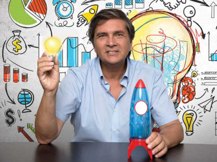 Il prof salentino Daniele Manni in finale ai Gess Education Awards 2023