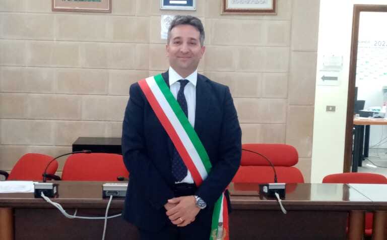 «Lo stipendio? Non ce lo aumentiamo». La Giunta di Cassano delle Murge restituisce i soldi allo Stato