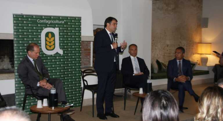 Fitto all’assemblea di Confagricoltura Puglia: «L’Italia farà il suo in Europa»