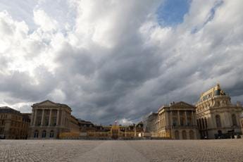 Francia e minaccia terrorismo, Versailles di nuovo evacuata