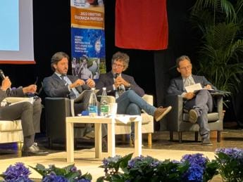 Galleria foto 'Fusaro: “Se non si premia il merito vanno avanti i parassiti”' - foto 1
